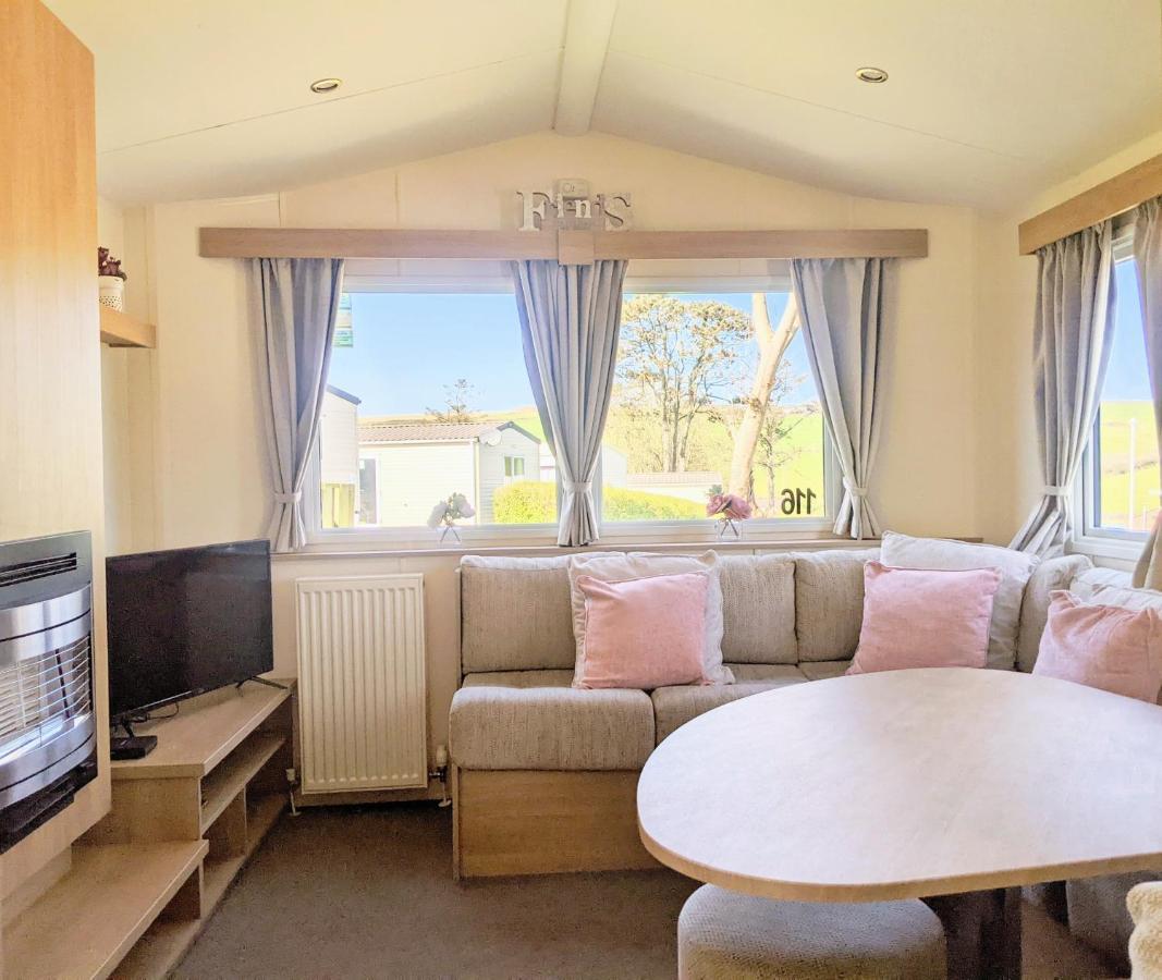 4 Berth Couples And Family Caravan In Beautiful Newquay Bay Resort Exterior photo